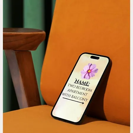 Aura Skanderbeg Square Daire