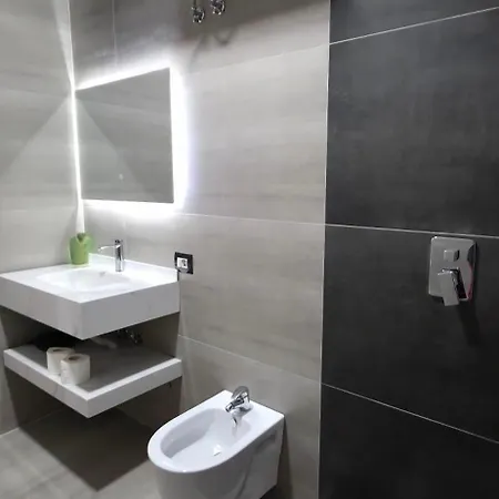 Aura Skanderbeg Square * Tiran