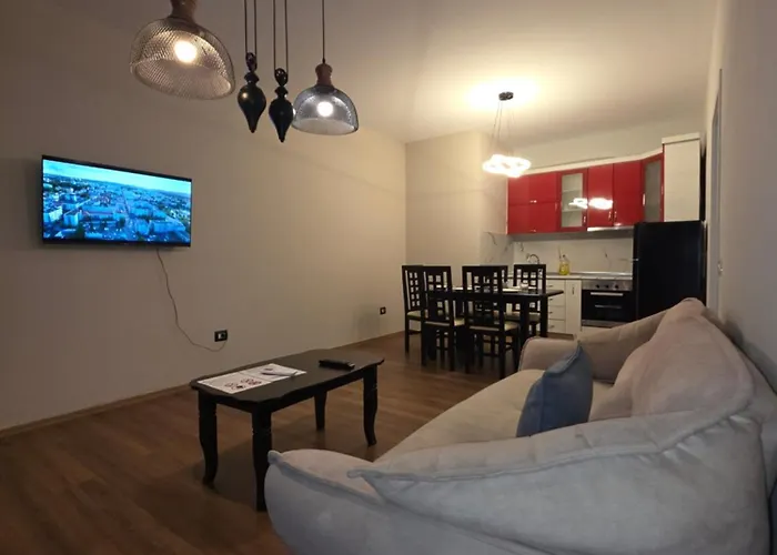 Aura Skanderbeg Square