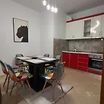 Aura Skanderbeg Square Apartment *