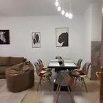 Aura Skanderbeg Square Apartment Tirana