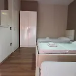 Apartment Aura Skanderbeg Square *