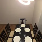 Aura Skanderbeg Square Apartment