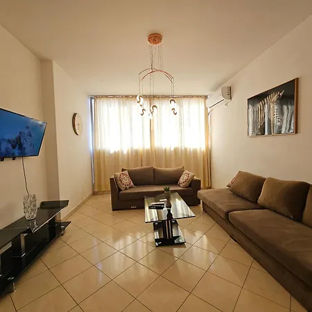 Apartment Aura Skanderbeg Square