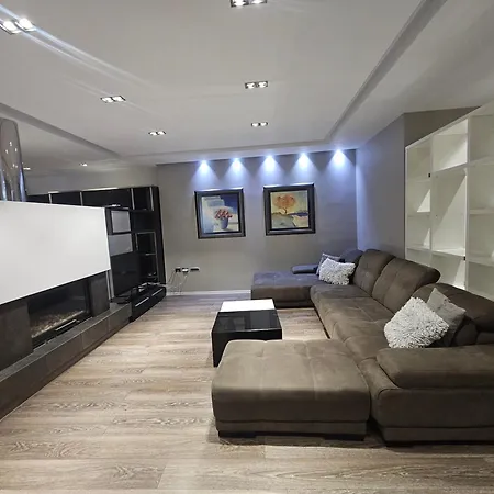 Apartament Aura Skanderbeg Square