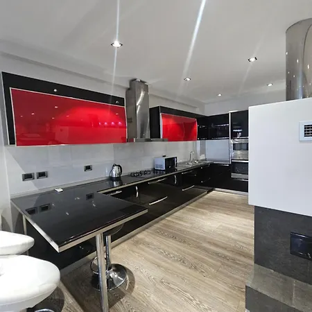 Aura Skanderbeg Square Apartament