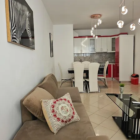Apartment Aura Skanderbeg Square