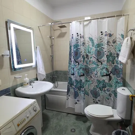 Aura Skanderbeg Square Apartament *
