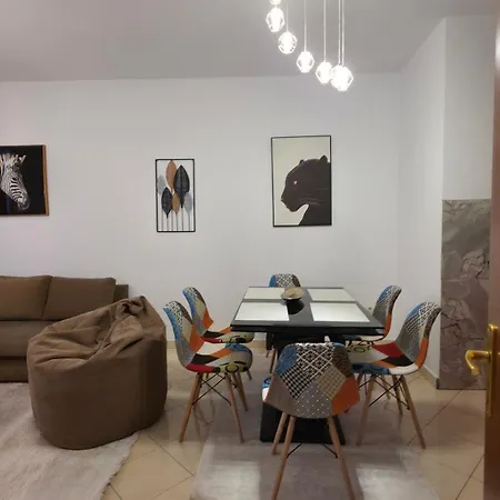 Aura Skanderbeg Square Apartament Tirana