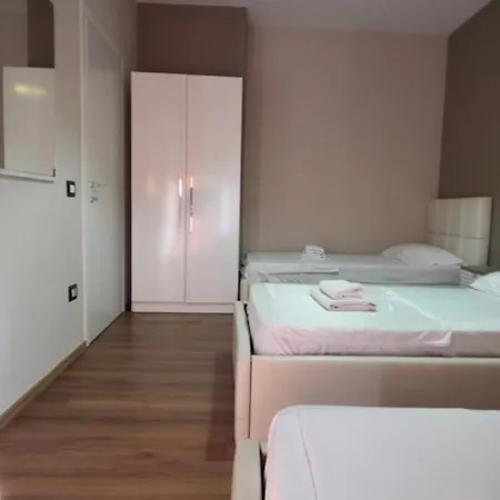 Apartament Aura Skanderbeg Square *