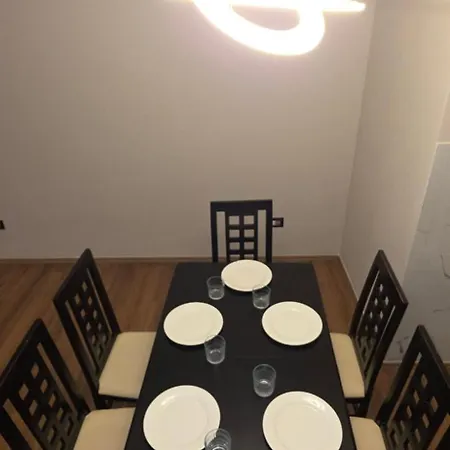 Aura Skanderbeg Square Apartament