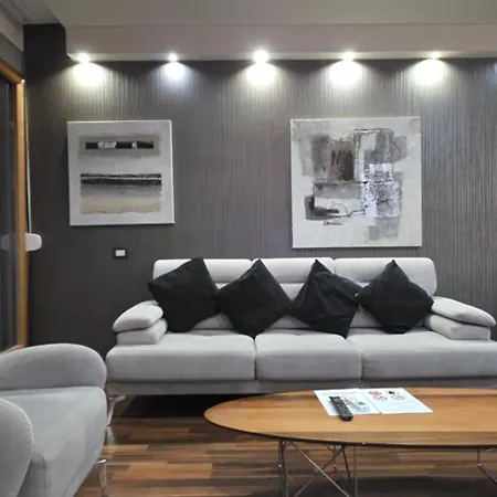 Apartament Aura Skanderbeg Square