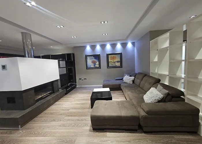 Apartment Aura Skanderbeg Square