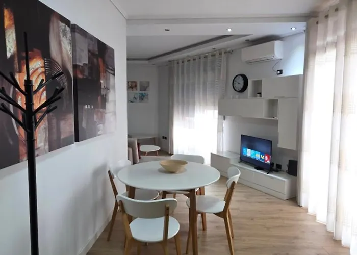 Aura Skanderbeg Square Appartement Tirana