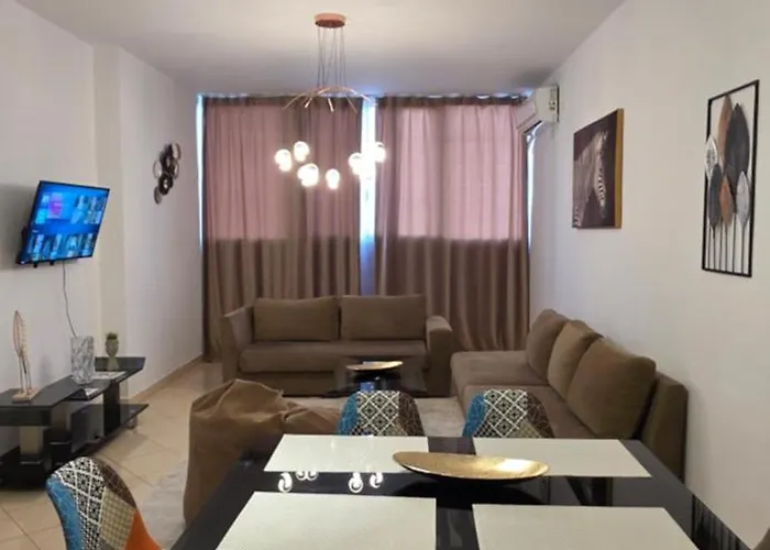 Aura Skanderbeg Square Appartement
