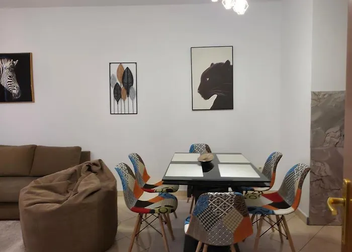 Aura Skanderbeg Square Apartment Tirana