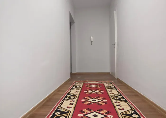 Aura Skanderbeg Square Appartement Tirana